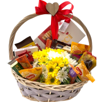 Голема корпа „Раскошна честитка“ - Празничен подарок